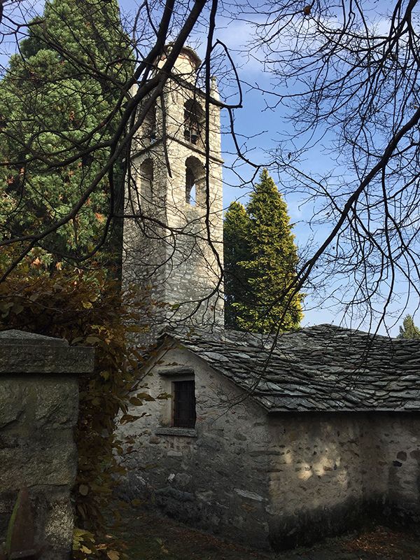 Caglio, Chiesa di Santa Valeria presso Villa Giuliani